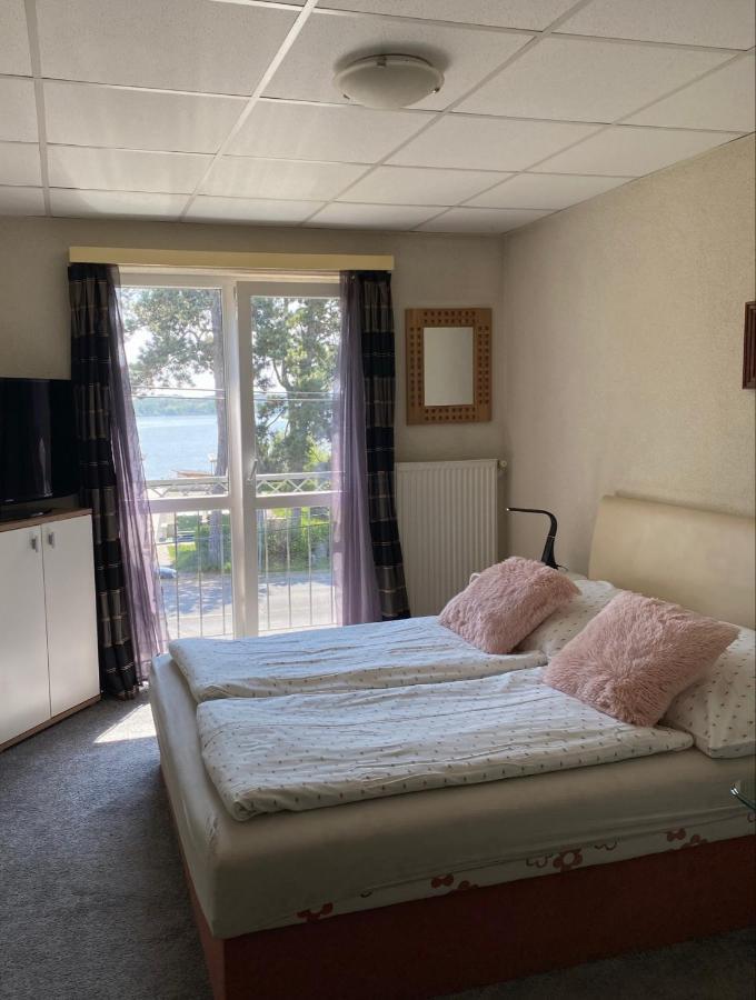 Bed and Breakfast Panzio Tata Zewnętrze zdjęcie