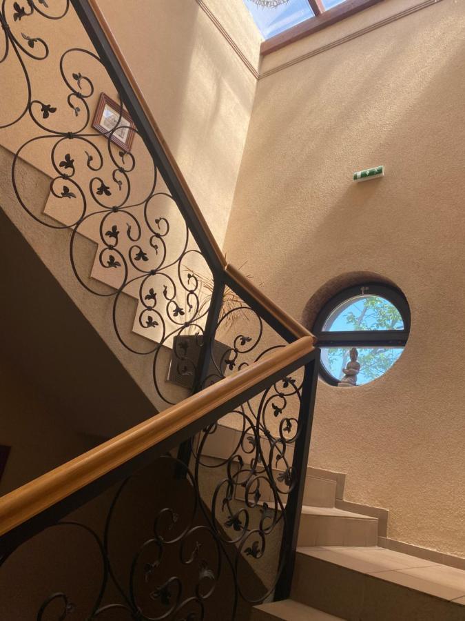 Bed and Breakfast Panzio Tata Zewnętrze zdjęcie