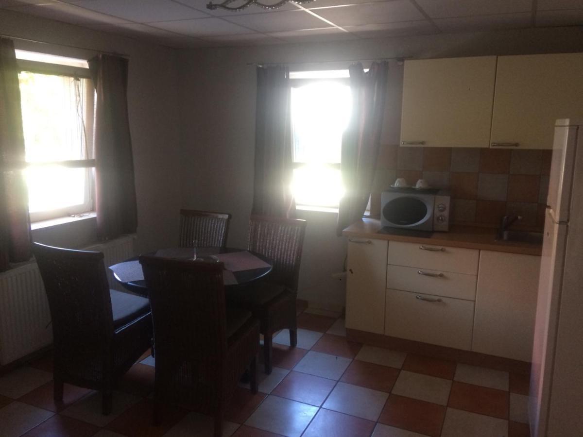 Bed and Breakfast Panzio Tata Zewnętrze zdjęcie