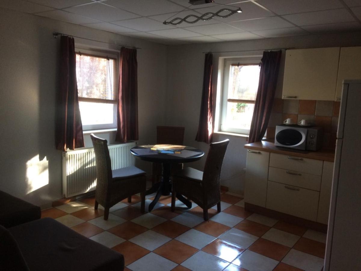 Bed and Breakfast Panzio Tata Zewnętrze zdjęcie